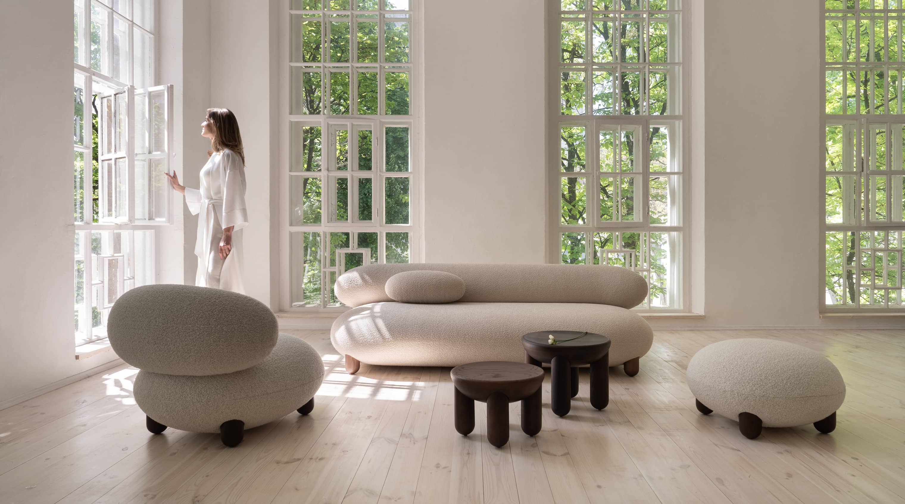 Noom Furniture